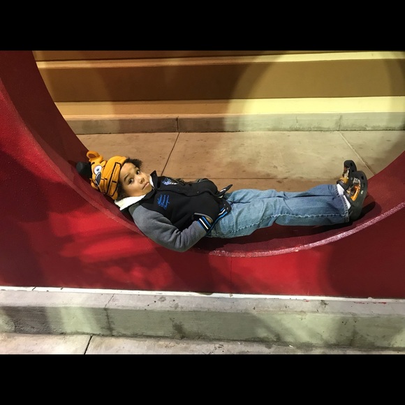 Meet your Posher, Francisco - Picture 1 of 1